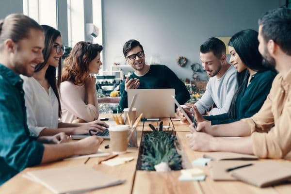 5 strumenti AI che ogni agenzia di marketing dovrebbe usare nel 2026